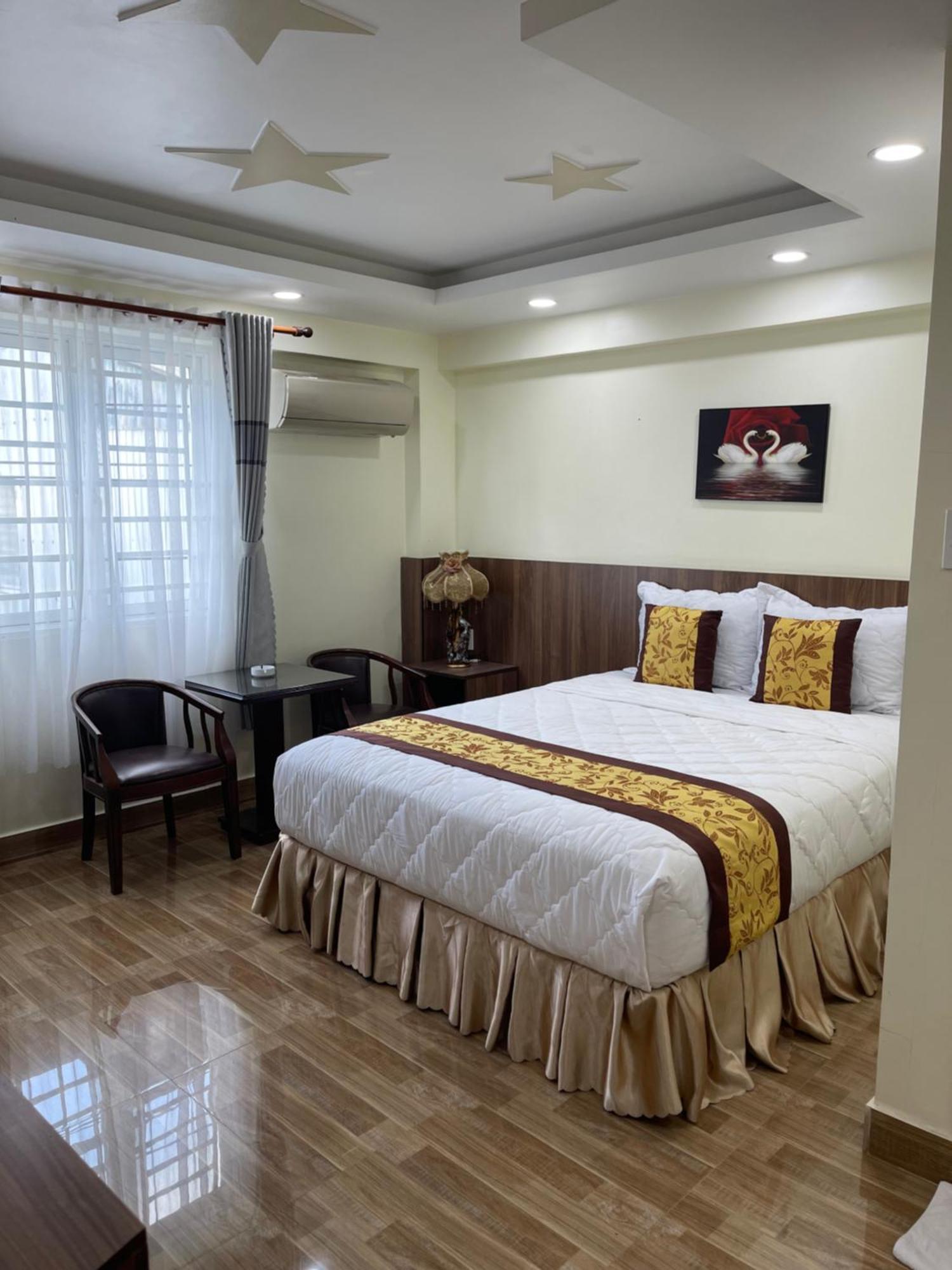 Motel Hoang De チャウドック エクステリア 写真