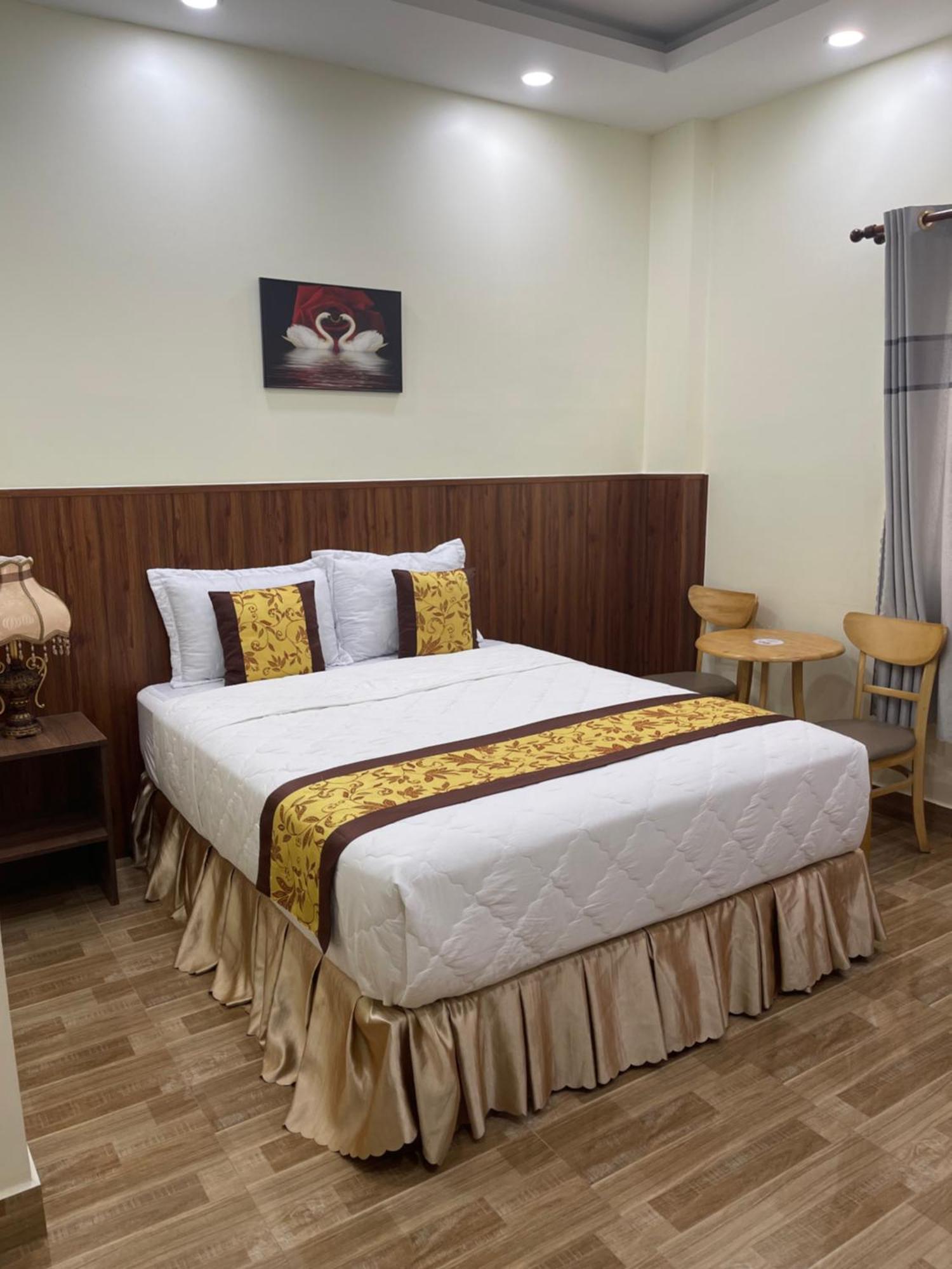 Motel Hoang De チャウドック エクステリア 写真